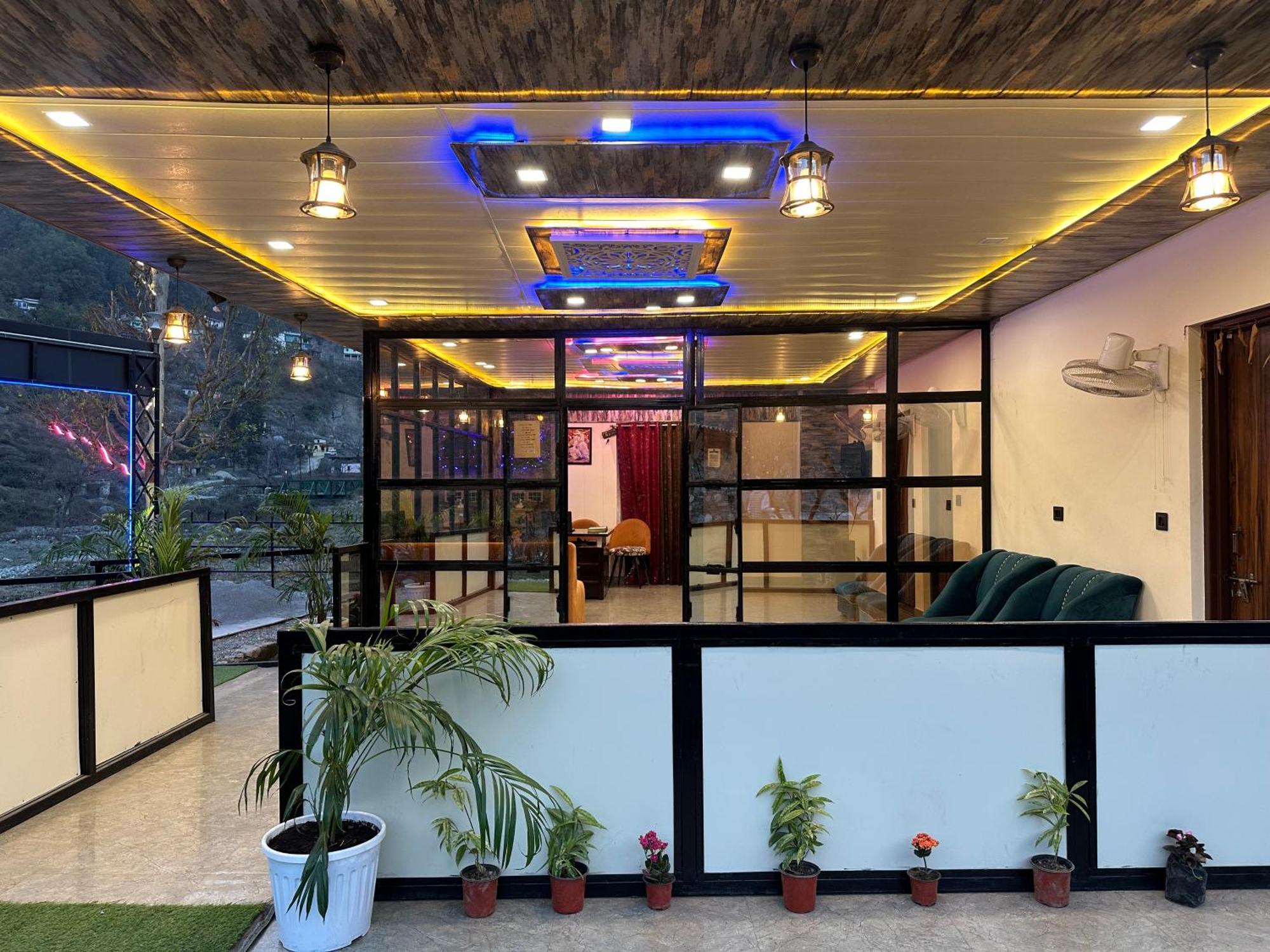 Cabana Riverside Resort - Kainchi Dham Naini Tāl Exterior foto